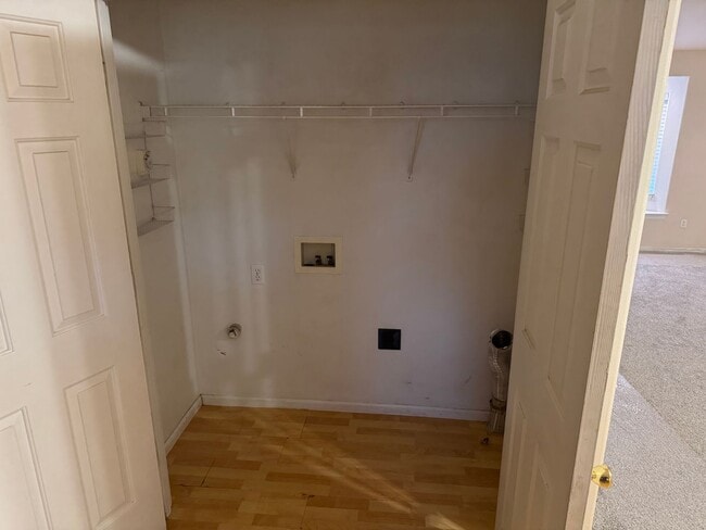 Building Photo - Great Single level home!