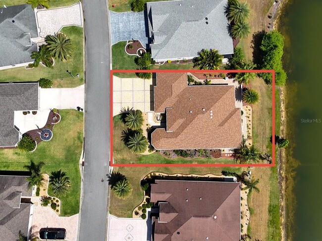 Building Photo - 4167 Victory Dr