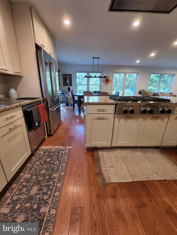 Building Photo - 5134 Shady Oak Ln