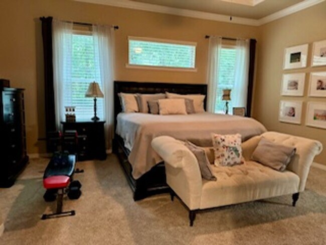 Building Photo - Immaculate Longleaf 4/3 with Office