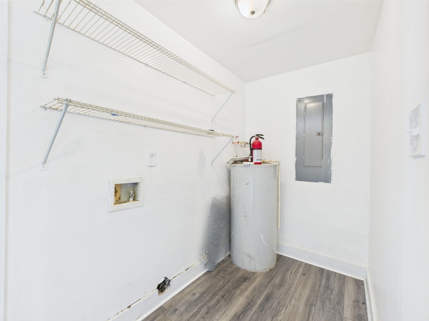 Building Photo - 1610 N 28th St
