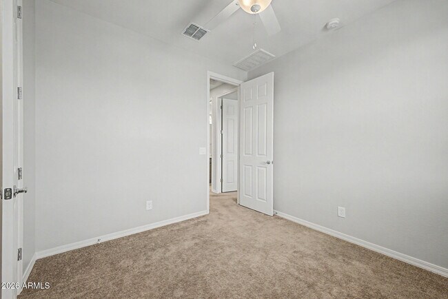 Building Photo - 2511 S Entwistle St