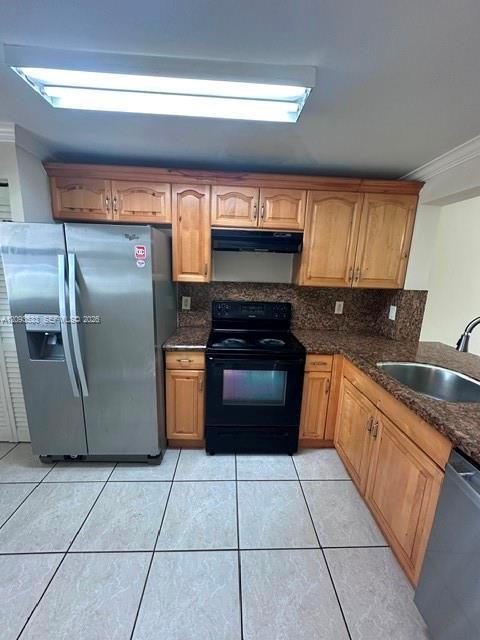 Building Photo - 911 NE 209th Terrace