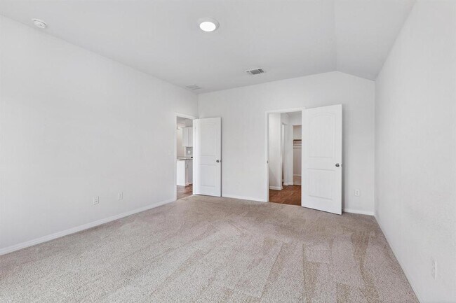 Building Photo - 21020 Price Daniel Dr