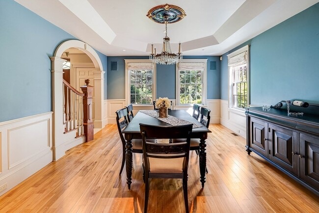 Building Photo - 3 W Hollow