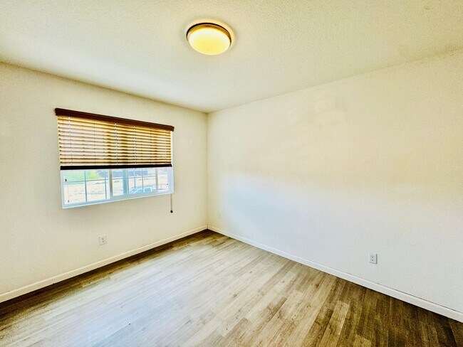 Building Photo - 13721 Santa Lucia Dr