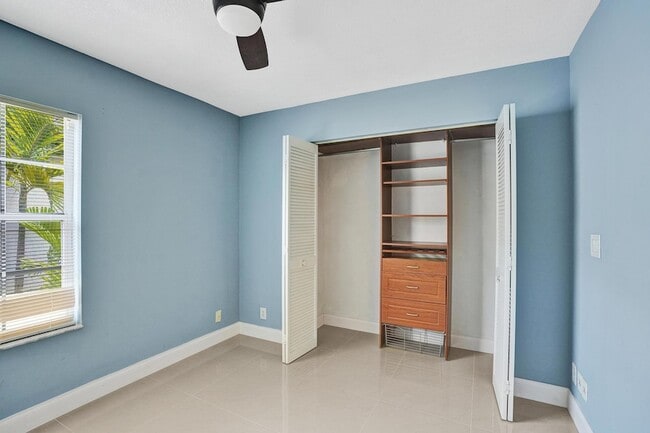 Building Photo - 17866 SW 10th Ln