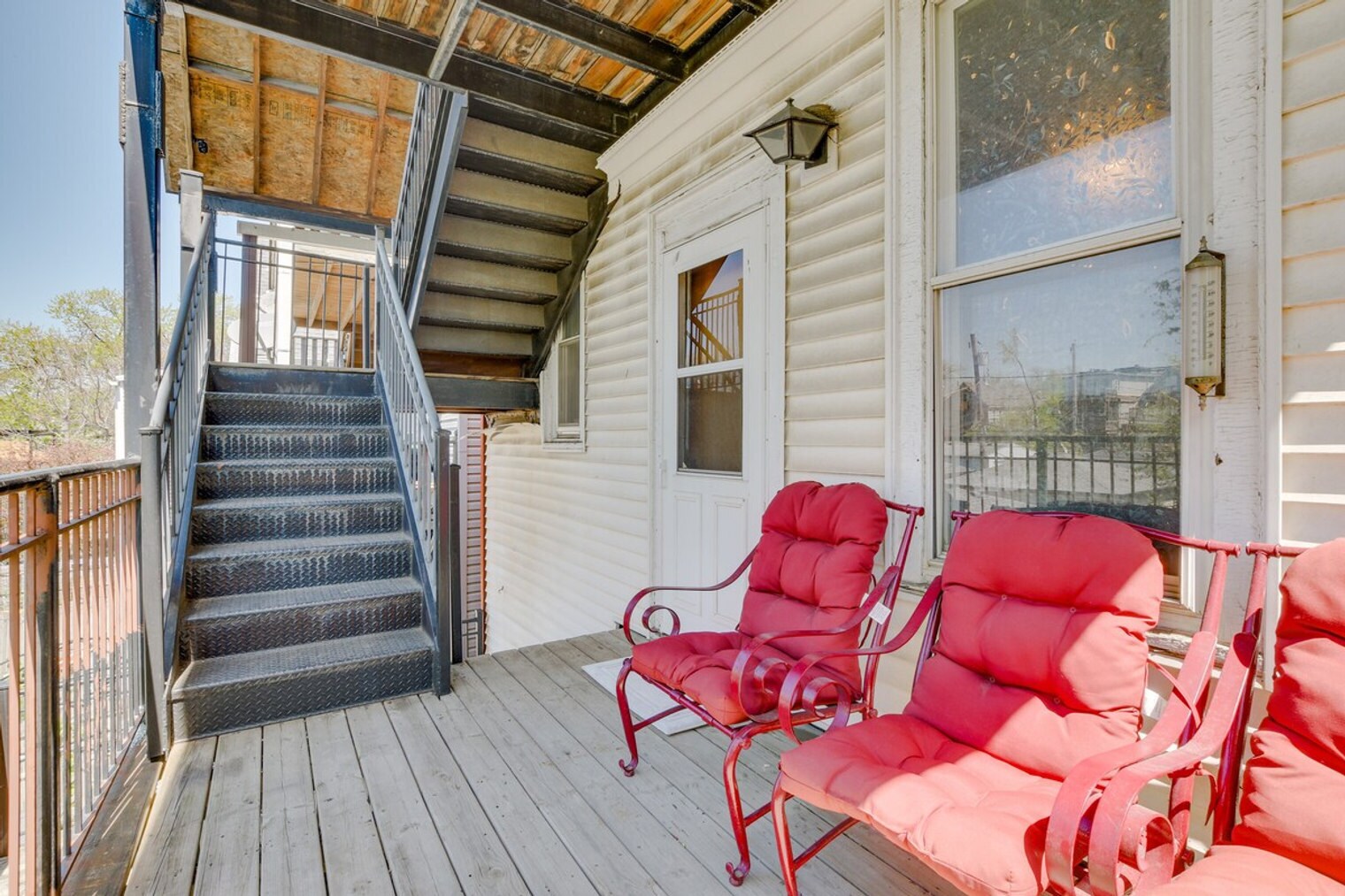 Building Photo - 1810 N Albany Ave