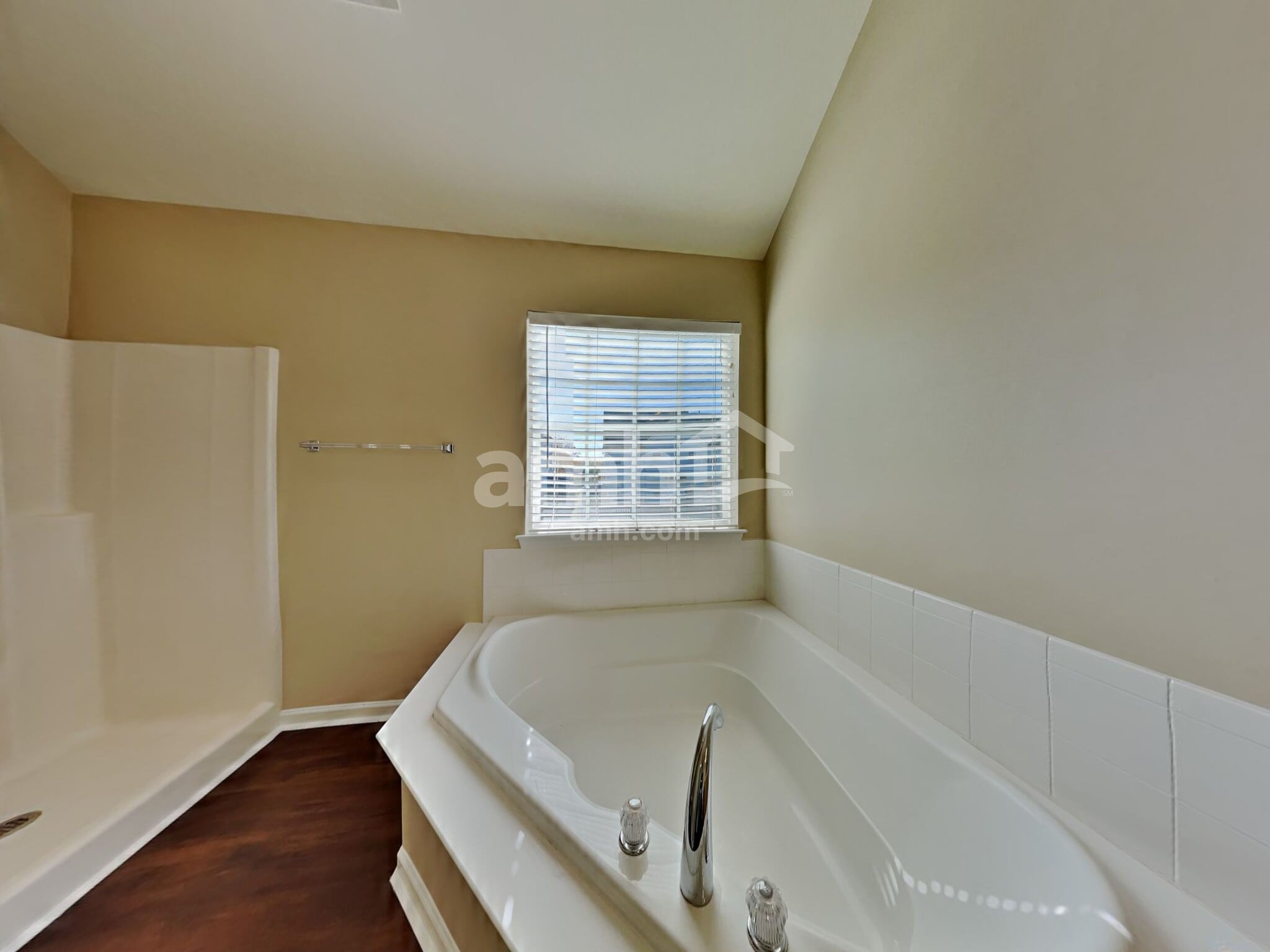 Building Photo - 248 Glenn Allen Rd