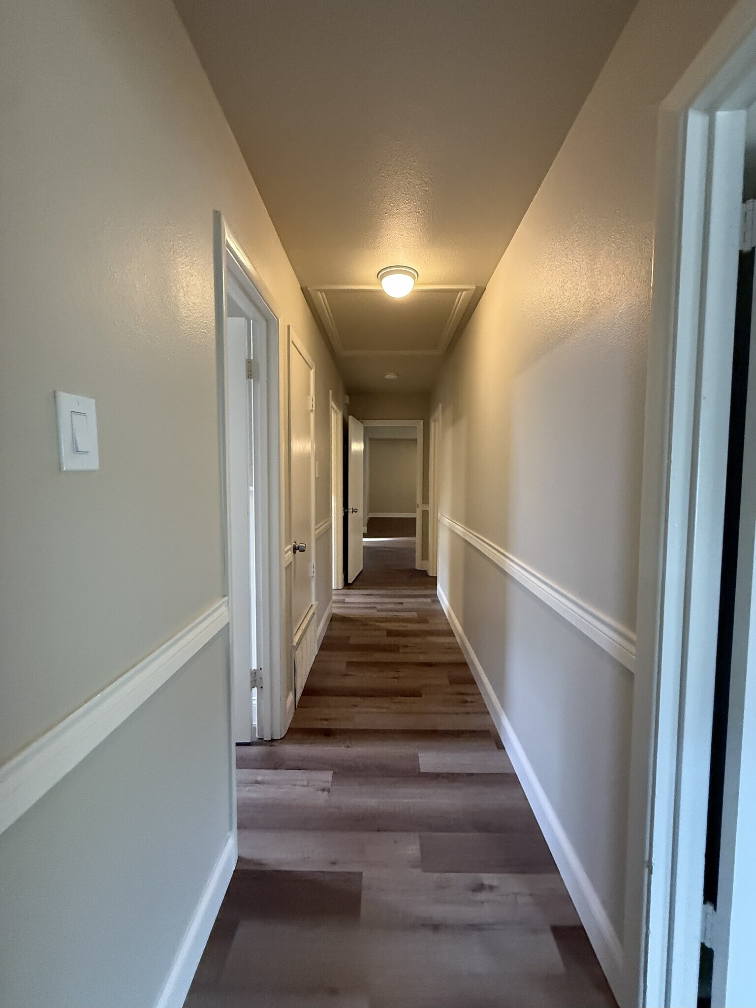 Building Photo - 1318 N Binkley St