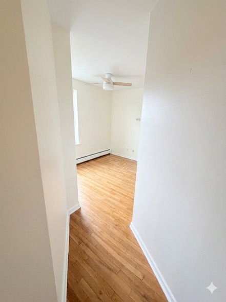 Hallway - 278 Monmouth St