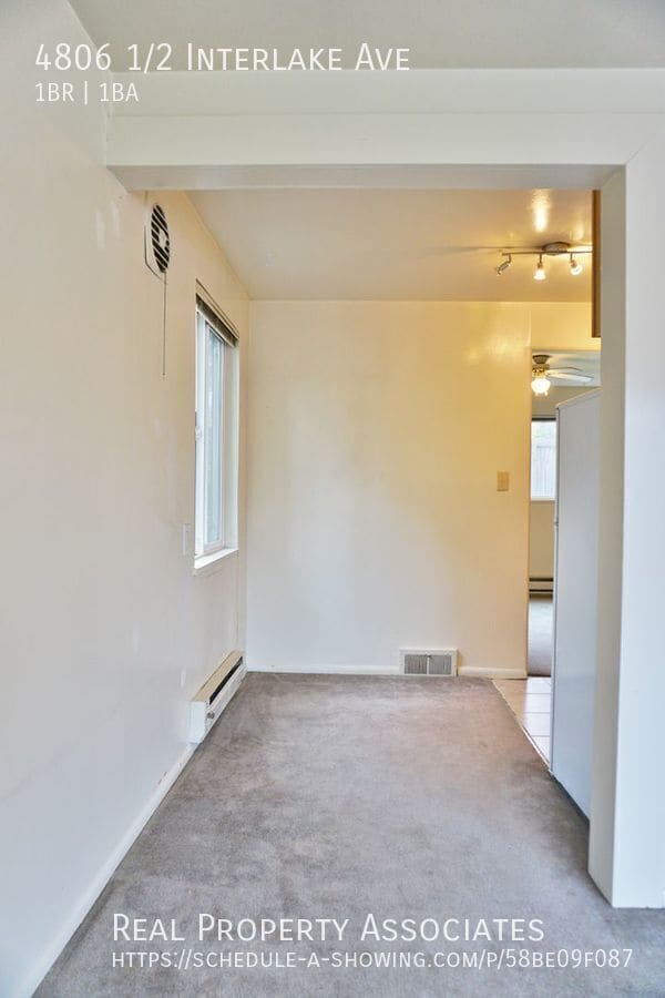 Building Photo - 4806 1/2 Interlake Ave-