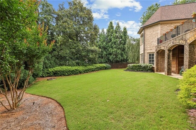 Building Photo - 6285 Aberdeen Dr NE