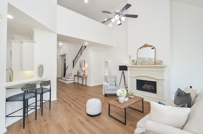 Building Photo - 25619 Tower Side Ln