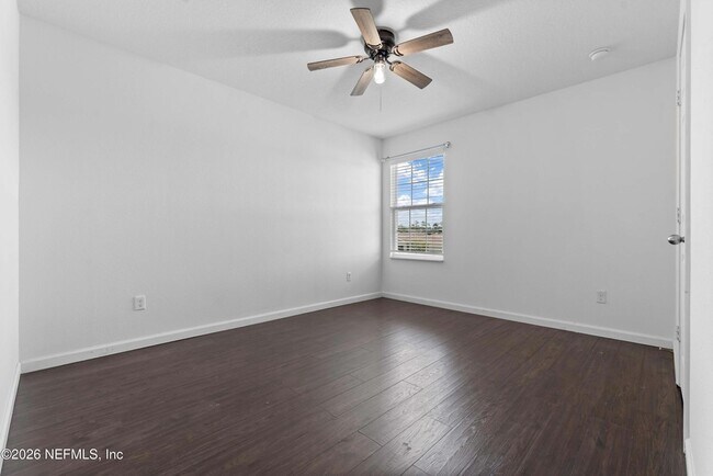 Building Photo - 8704 Lake George Cir W