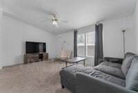 Building Photo - 766 E Zuni Dr