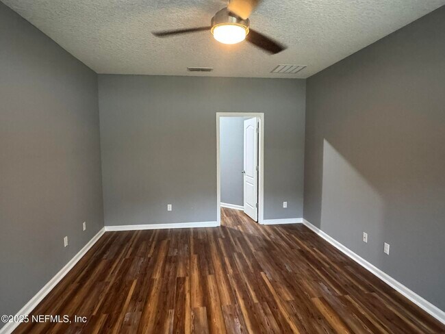 Building Photo - 15626 Tisons Blf Rd