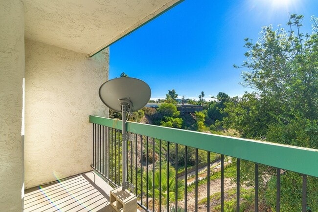 Building Photo - 5525 Shasta Ln