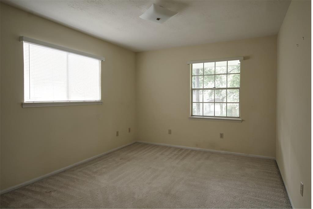 Building Photo - 5938 Foresthaven Dr