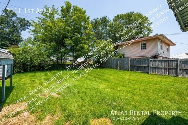 Building Photo - 2111 1st Ave N