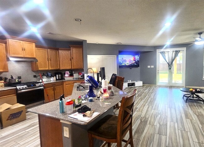 Building Photo - 15623 Harris Canyon Ln