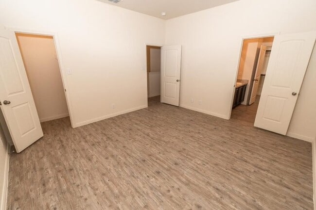 Building Photo - 8522 Tesoro Hills