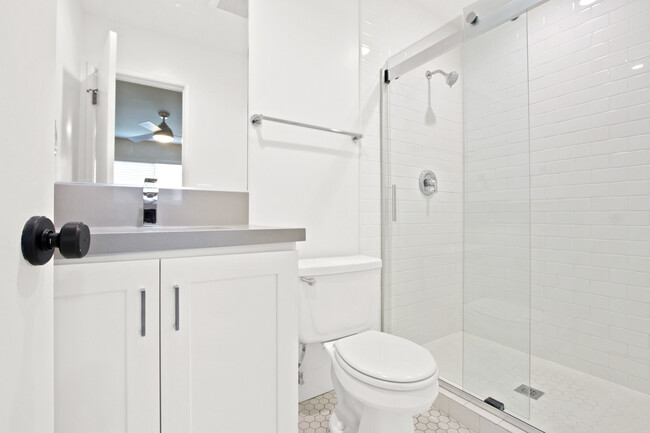 Master Bathroom - 16002 S Myrtle Ave