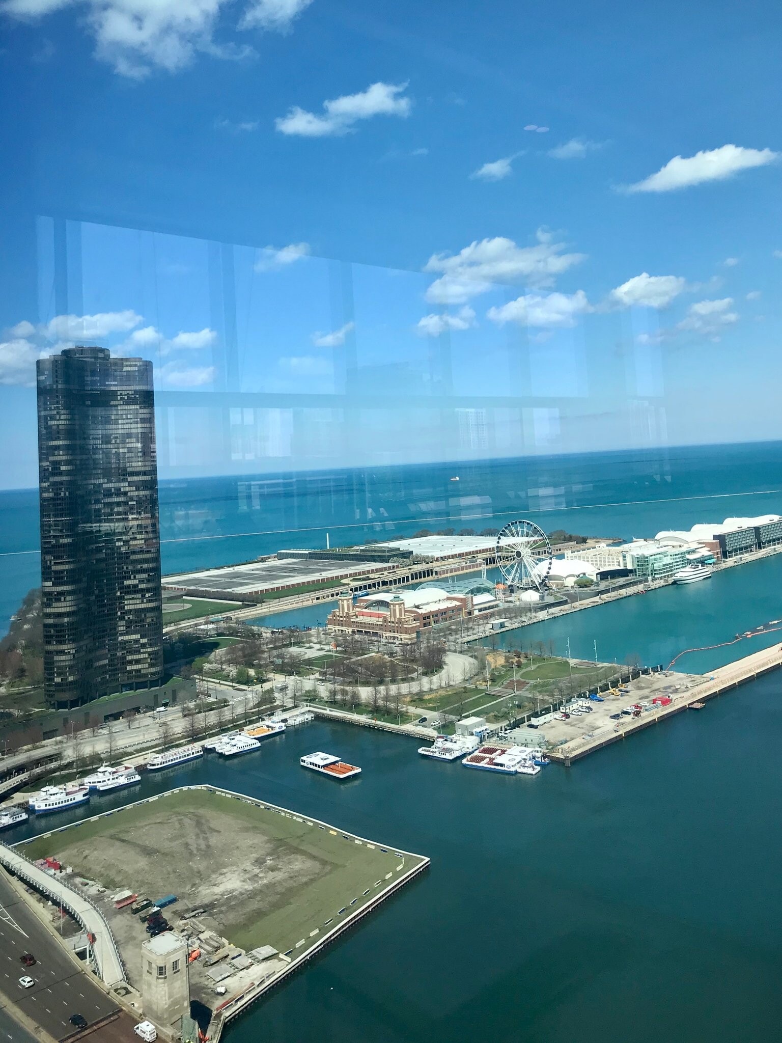 Building Photo - 450 E Waterside Dr