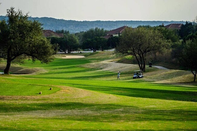 Building Photo - 14305 Broadwinged Hawk Dr