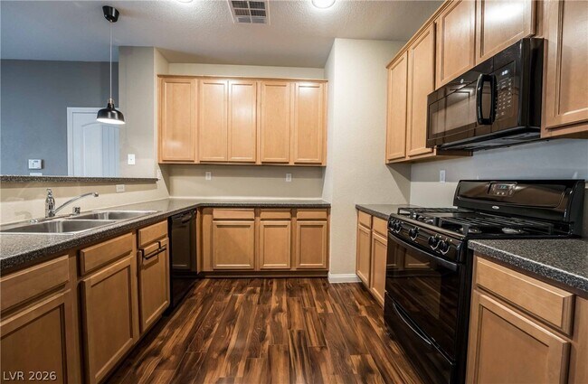 Building Photo - 3220 Color Collage Walk