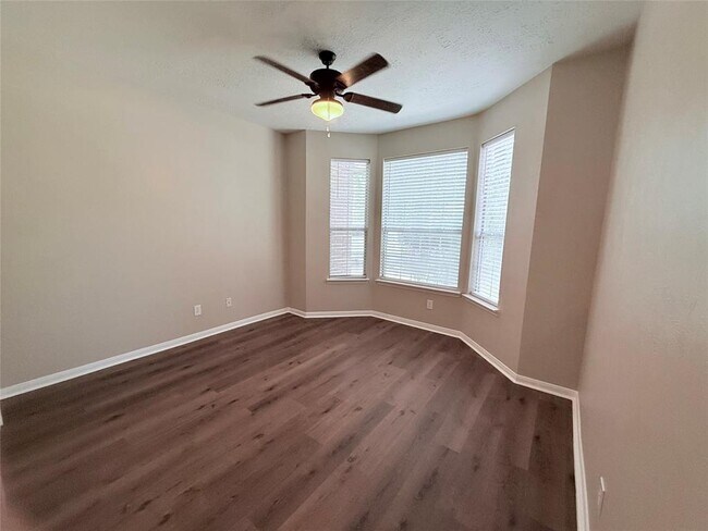 Building Photo - 87 N Avonlea Cir
