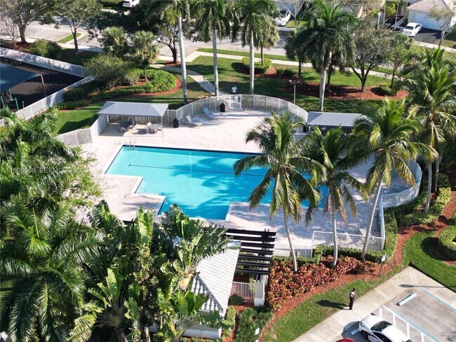 Building Photo - 2045 Pompeii Ct