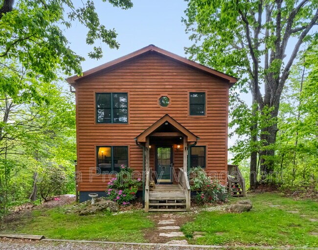 Building Photo - 71 Fairview Hills Dr