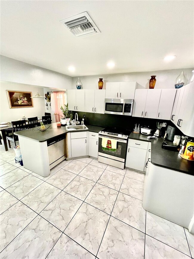 Building Photo - 2301 NW 55th St