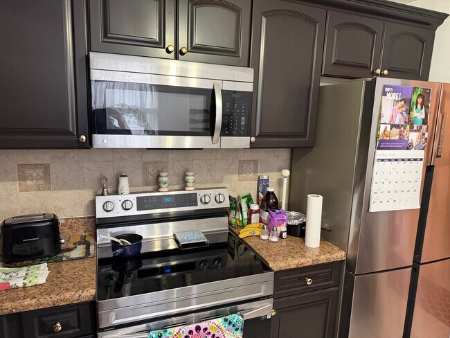 Building Photo - 502 Davis Rd