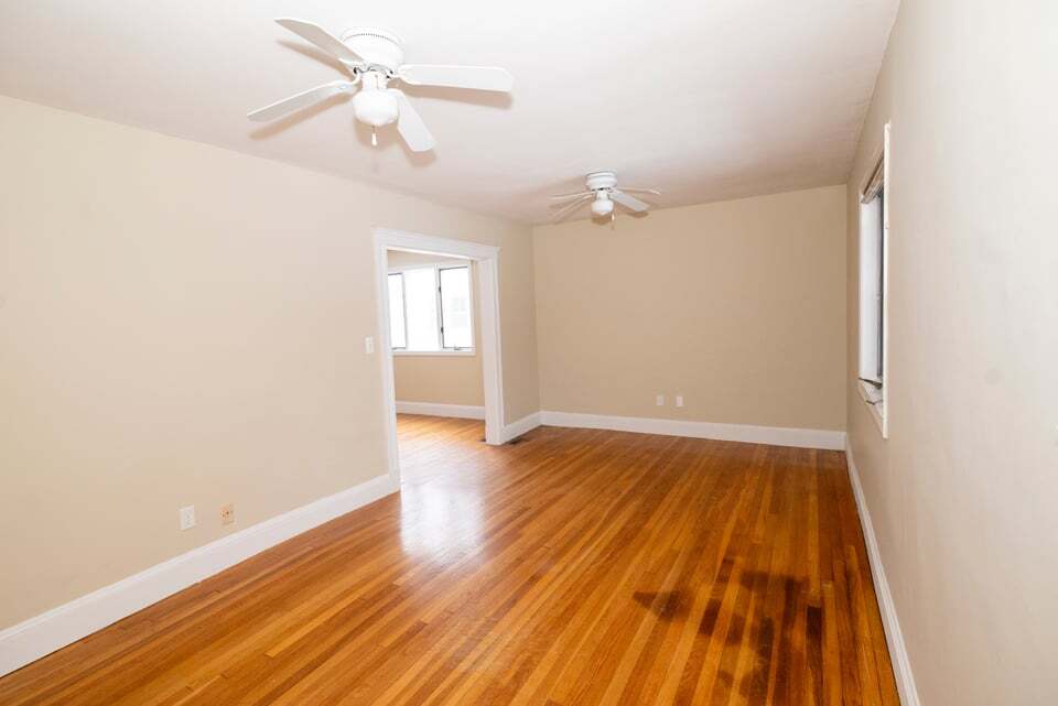 Building Photo - 15 Wheelwright Rd