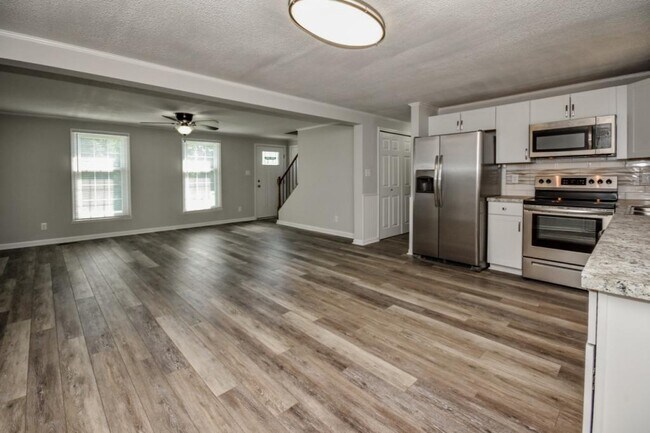 Building Photo - 4792 NC-73