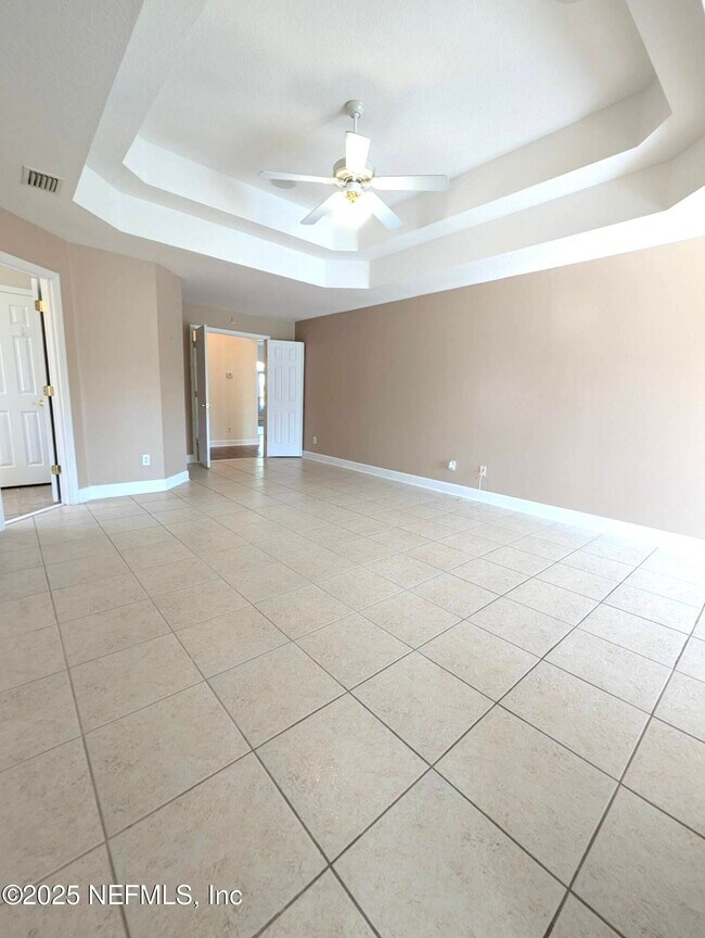 Building Photo - 2461 Southern Links Dr
