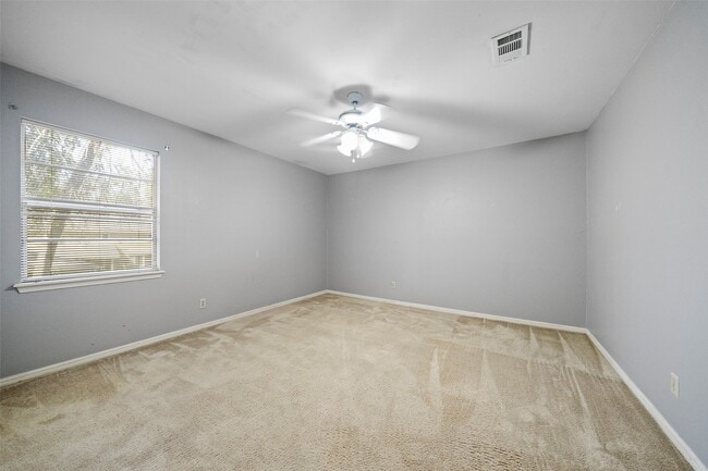 Building Photo - 1115 Pear Tree Ln
