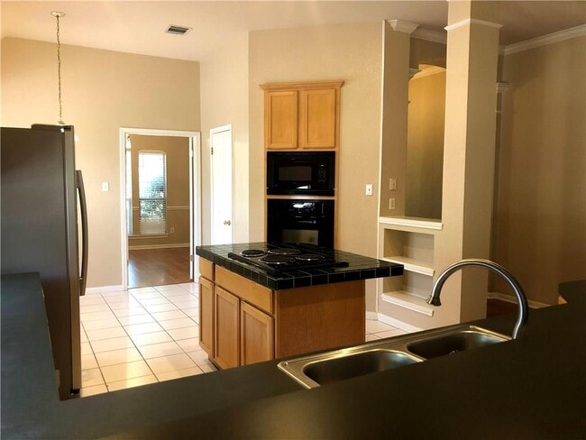 Building Photo - 13529 Anarosa Loop