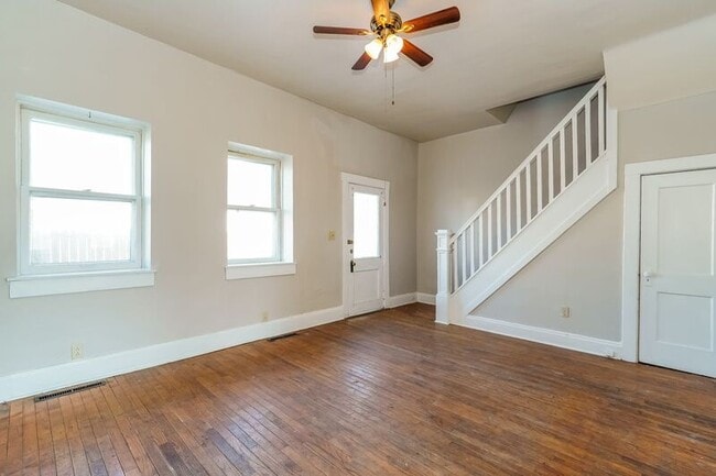 Building Photo - 20 Vernon Ave