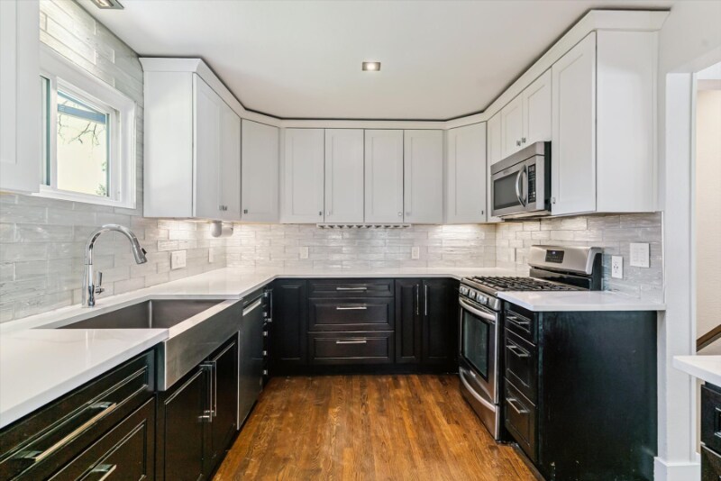 Building Photo - 5480 W Iowa Ave