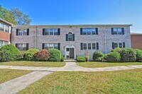 Building Photo - 35 Lake Shore Ct