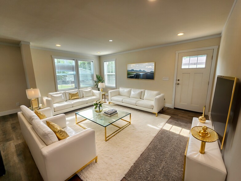 Building Photo - 17 Video Ct