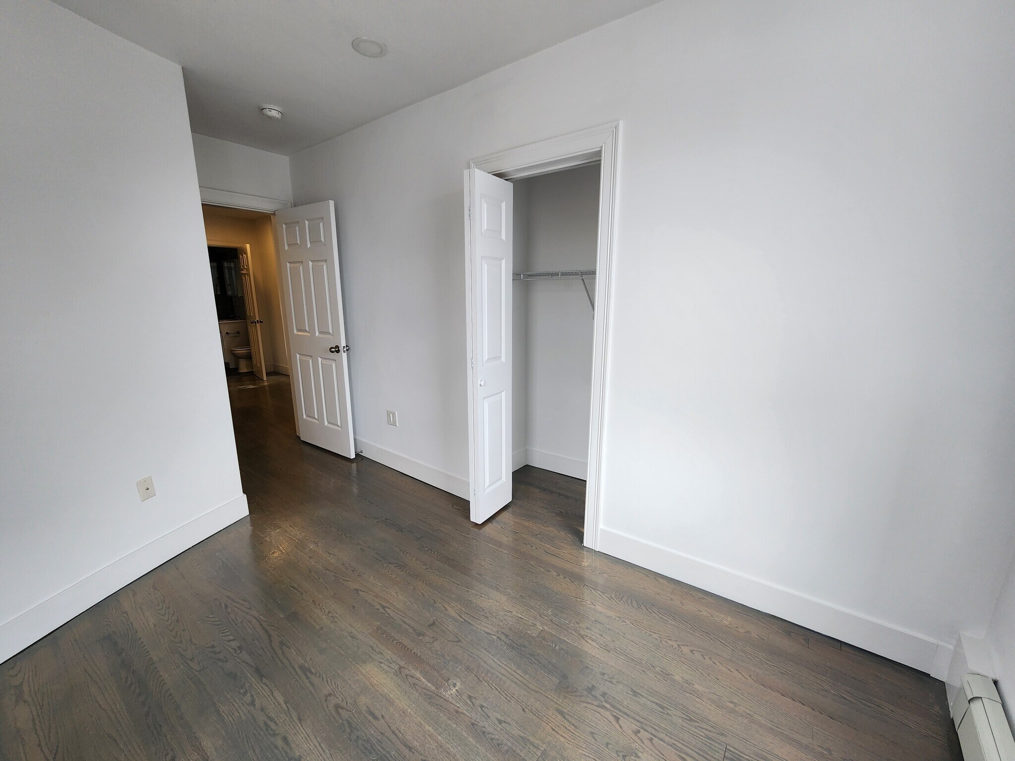 Building Photo - 47 Joy St