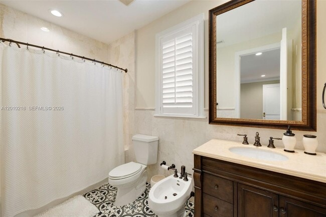 Building Photo - 6905 SW 75th Ave