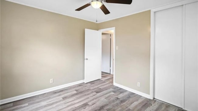 Building Photo - Summit Property