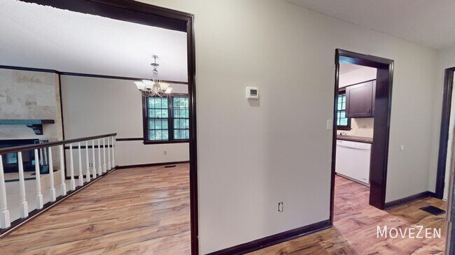 Building Photo - 726 Braniff Dr Cary, NC 27513 Semi Private...