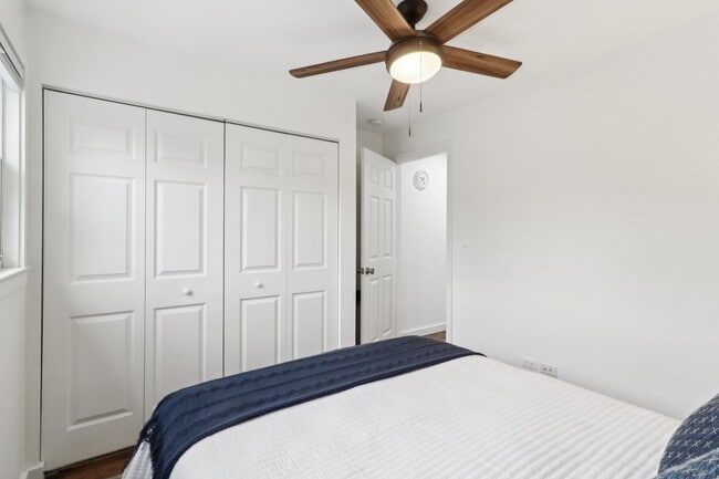 Building Photo - 3008 N Spaulding Ave