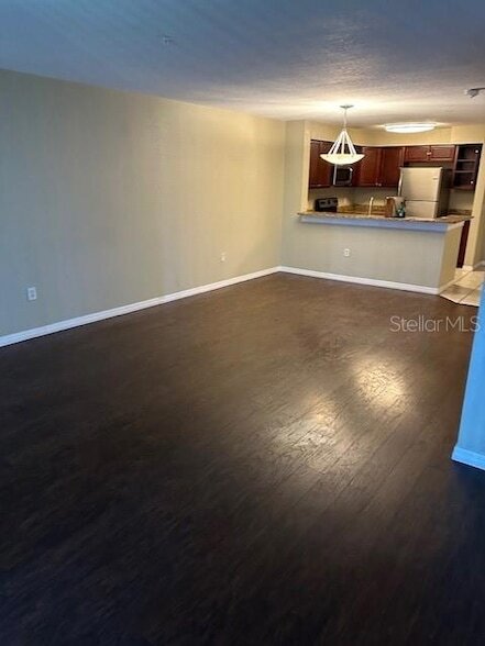 Building Photo - 13827 Fairway Island Dr